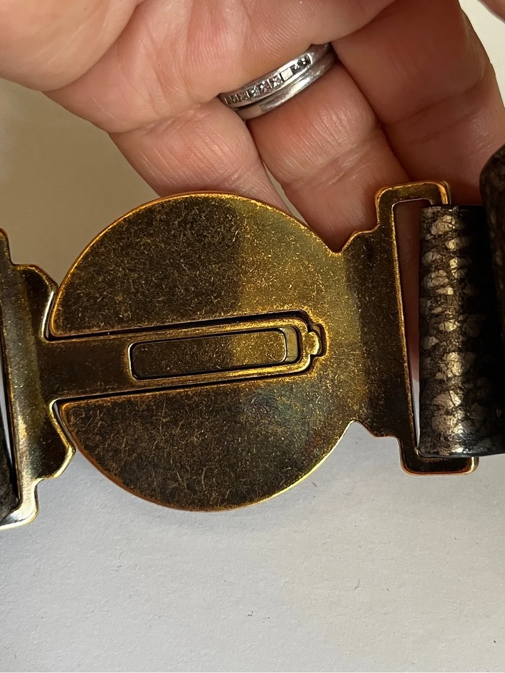 RARE Burberry Prorsum Leather and Brass Logo Toggle Buckle Belt